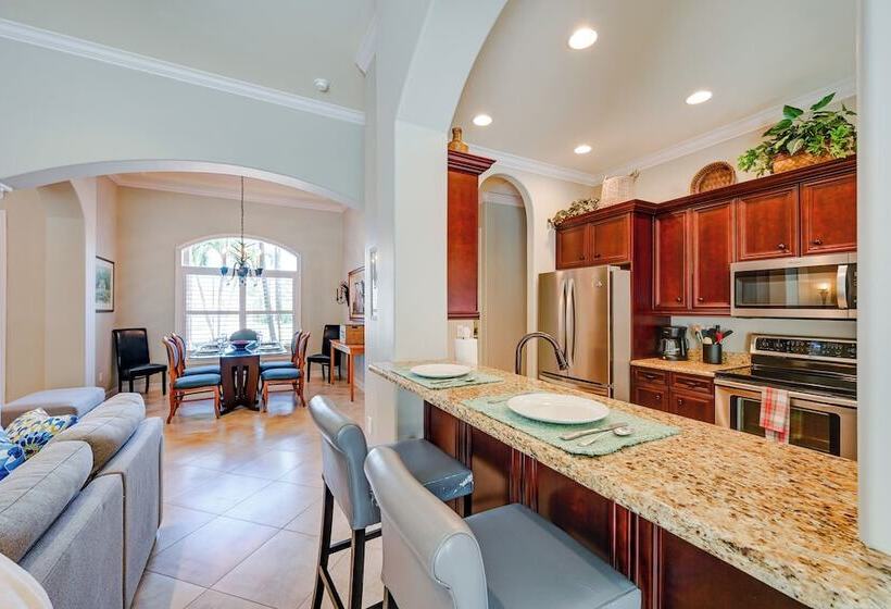 Marco Island Home W/ Private Pool: 3 Mi Beach!