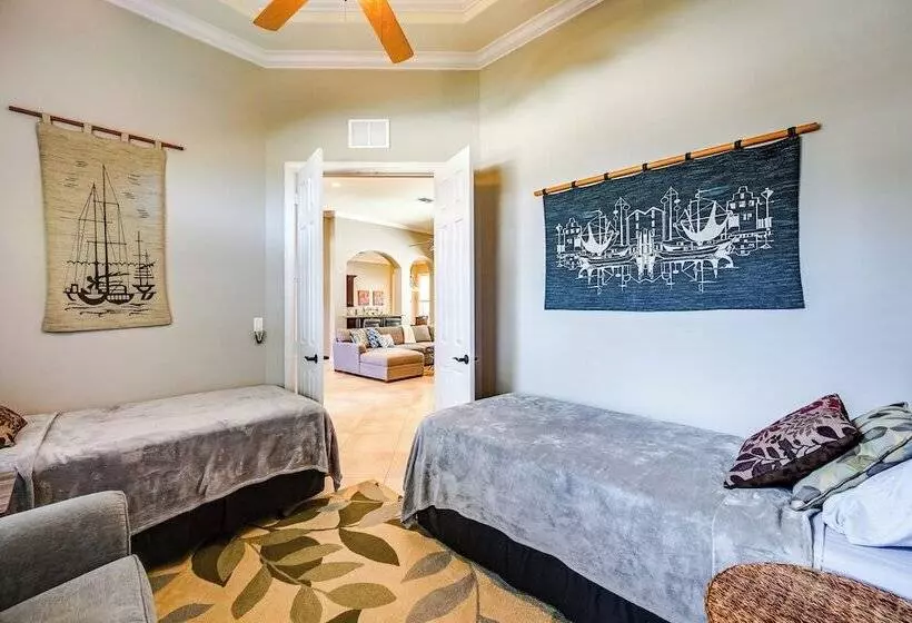 Marco Island Home W/ Private Pool: 3 Mi Beach!
