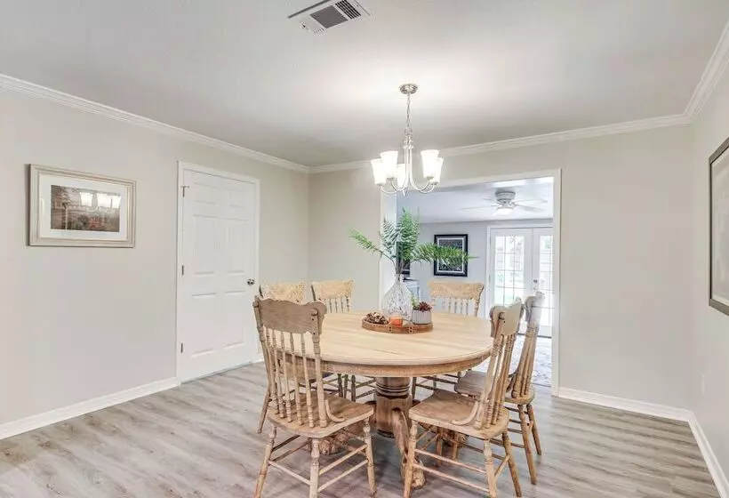 Modern Ocean Springs Home W/ 2 Patios & Gas Grill