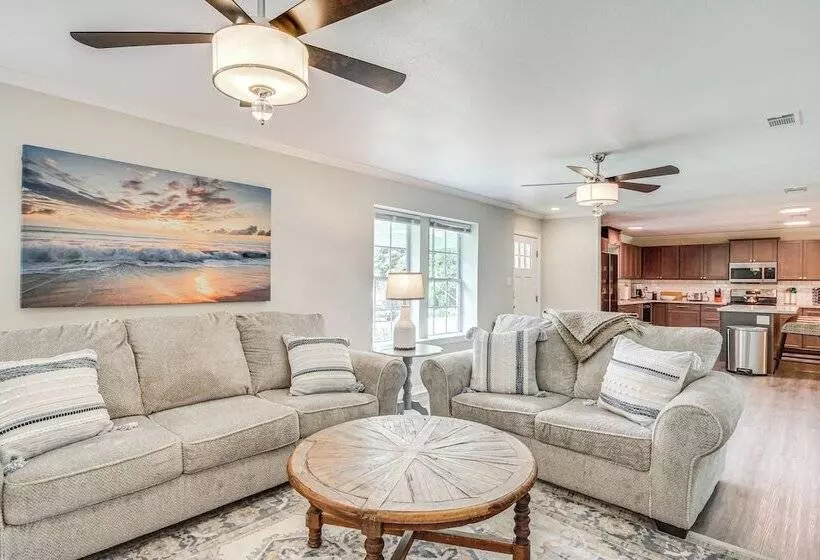 Modern Ocean Springs Home W/ 2 Patios & Gas Grill