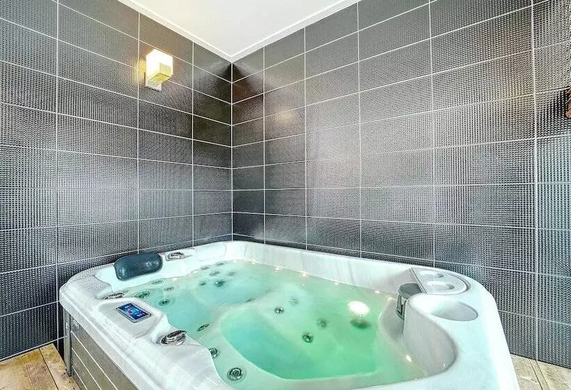 Yeosu Nochedelmar Pension