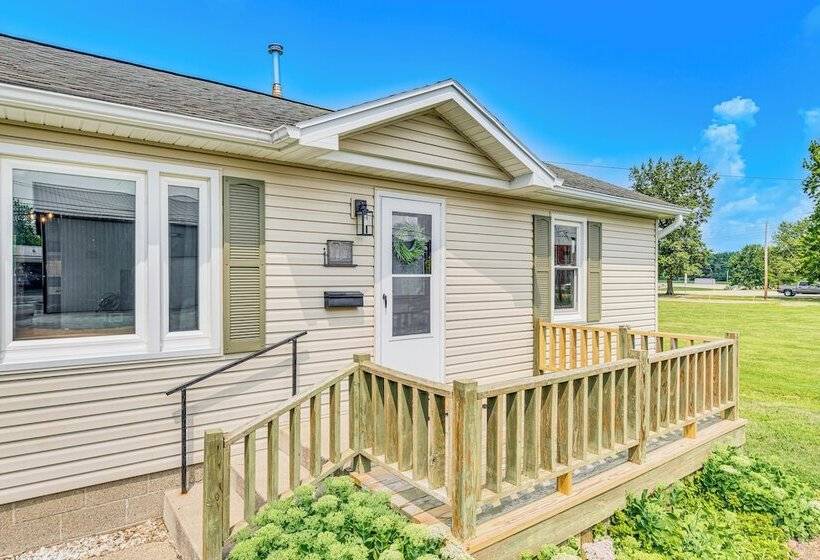 Peaceful Robinson Home W/ Yard, Near Golf Courses!