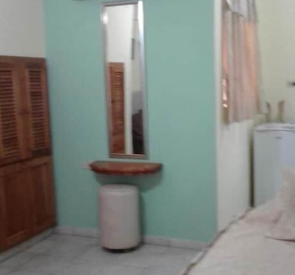 پانسیون Hostal D'sara