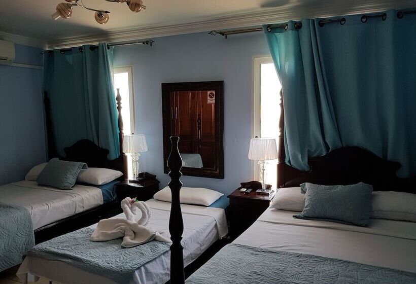 پانسیون Hostal Marlenis Y Ernesto