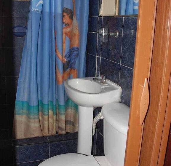 پانسیون Casa Hostal Pink House