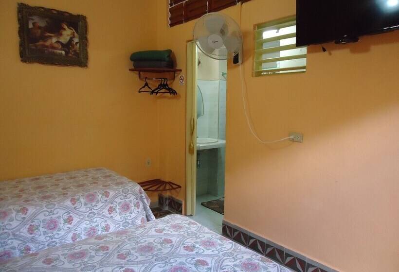 پانسیون Hostal Rivero Novoa