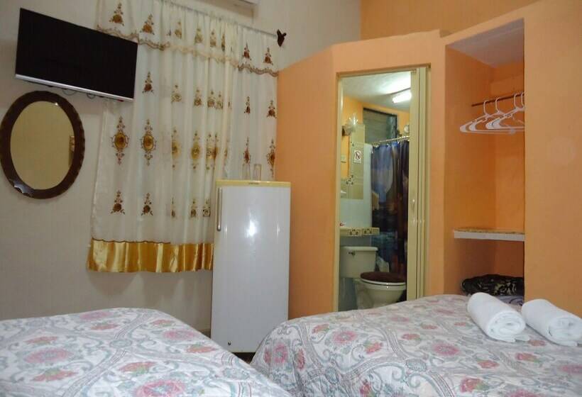 پانسیون Hostal Rivero Novoa