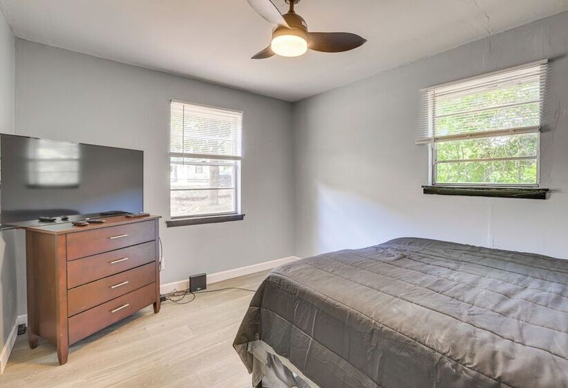 Pet Friendly Brent Home W/ Spacious & Fenced Yard!