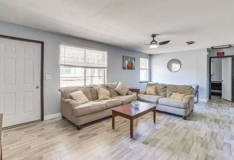 Pet Friendly Brent Home W/ Spacious & Fenced Yard!