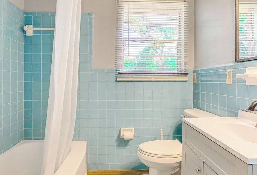 Pet Friendly Brent Home W/ Spacious & Fenced Yard!