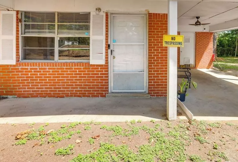 Pet Friendly Brent Home W/ Spacious & Fenced Yard!
