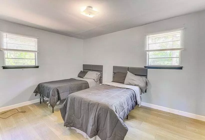 Pet Friendly Brent Home W/ Spacious & Fenced Yard!