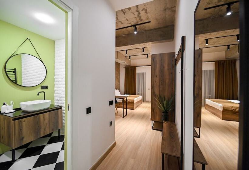 Rooms Apart Hotel Yerevan