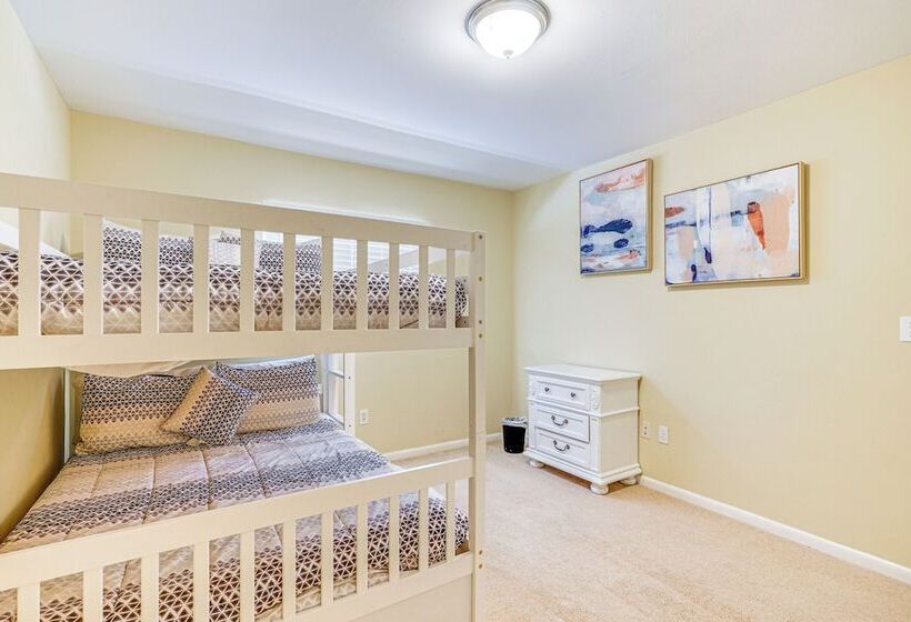 3 Mi To Beach: Gem W/ Pool In Cape Coral!