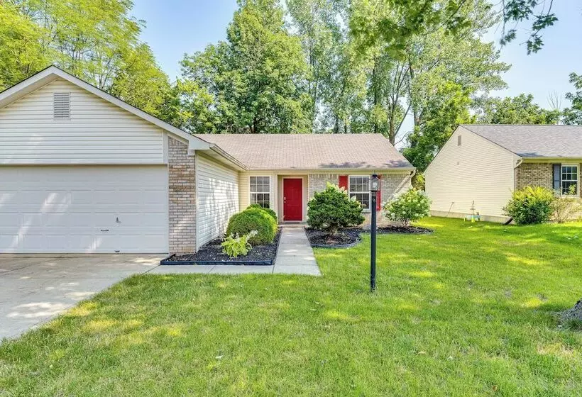 Westfield Home W/ Furnished Patio: 2 Mi To Park St