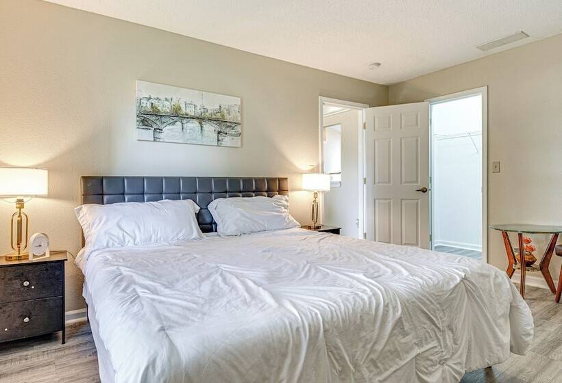 Westfield Home W/ Furnished Patio: 2 Mi To Park St