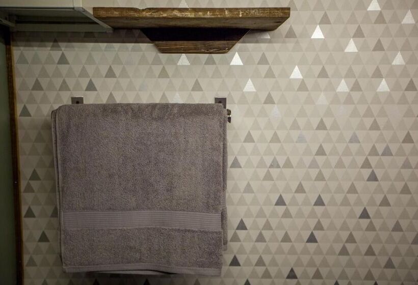 فندق صغير Podshare East Hollywood