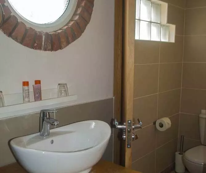 Bed and Breakfast 30seacliff