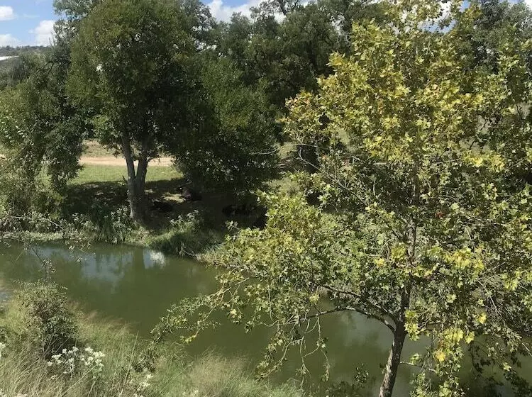 ベッドアンドブレックファースト City On A Hill At Spring Creek