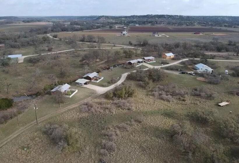 ベッドアンドブレックファースト City On A Hill At Spring Creek