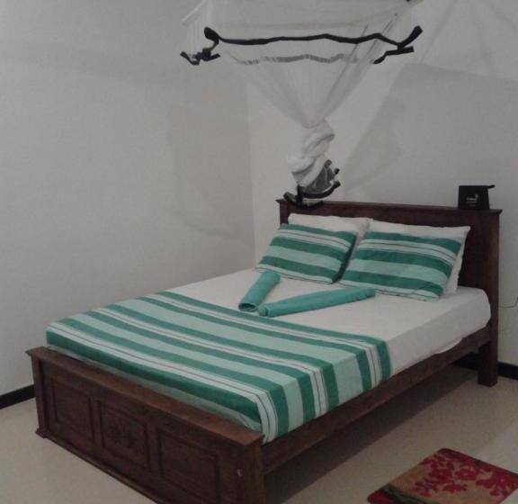 Bed and Breakfast Sunset Surfing Beach Resort