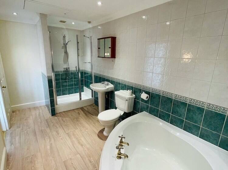 צימר The Six Bells