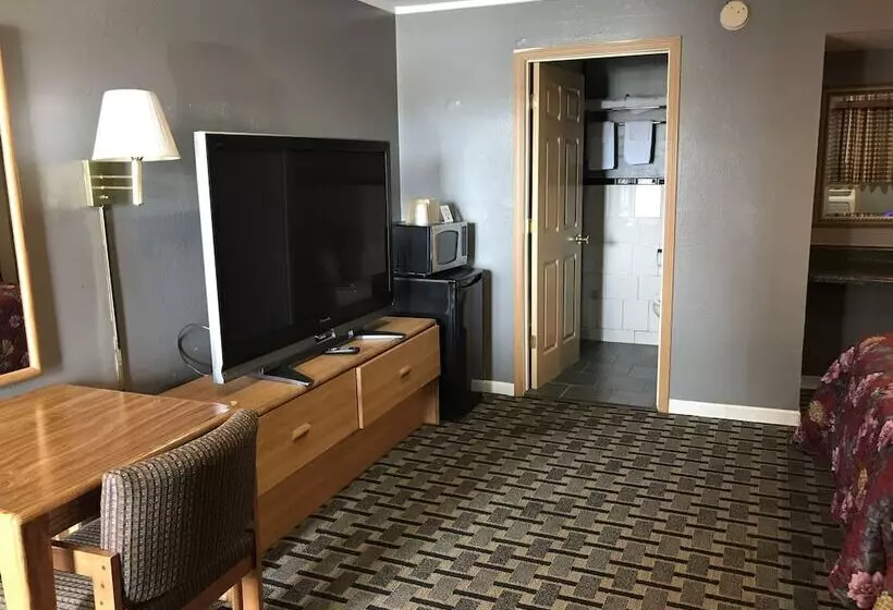 Economy Inn Motel