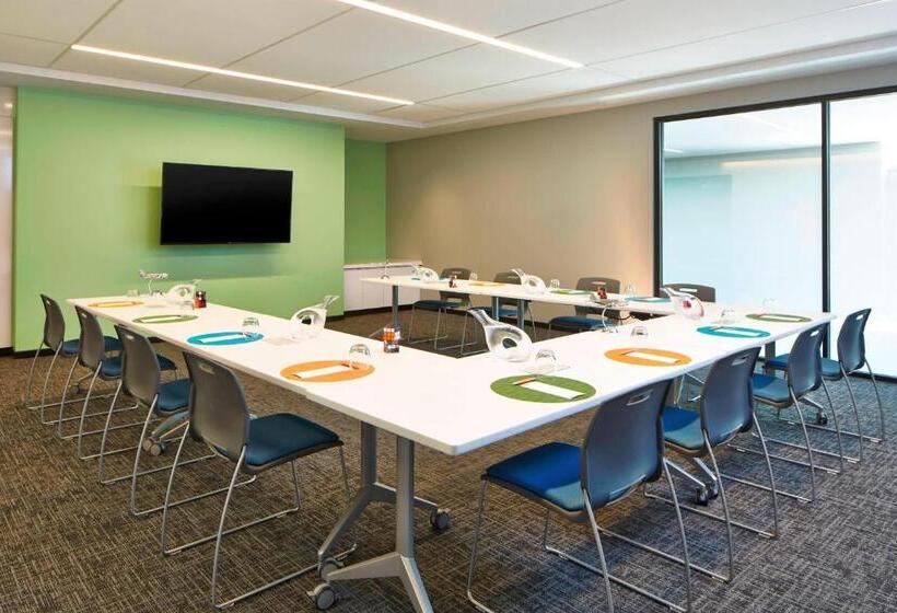 בית מלון כפרי Aloft Seattle Redmond