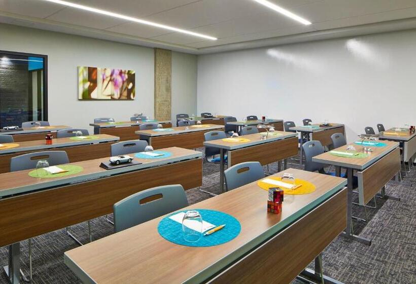 בית מלון כפרי Aloft Seattle Redmond