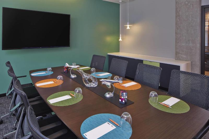 בית מלון כפרי Aloft Seattle Redmond