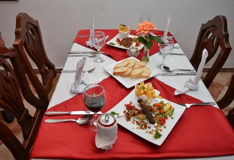 酒店 Beach Club La Perle