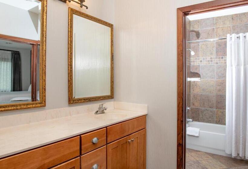 فندق Club Wyndham Glacier Canyon