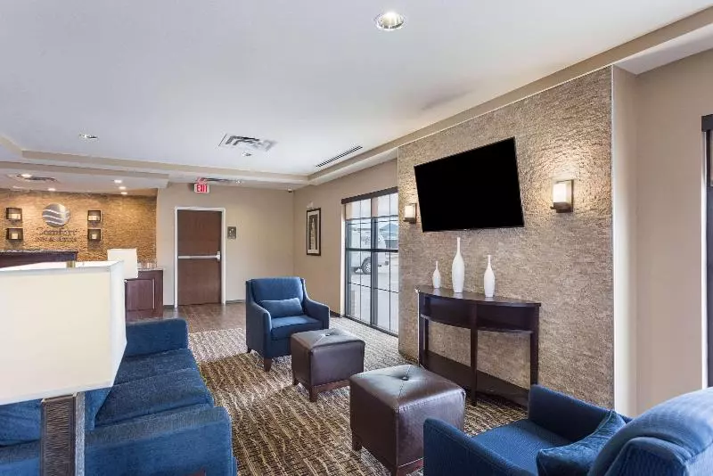 Hotelli Comfort Inn & Suites Zachary