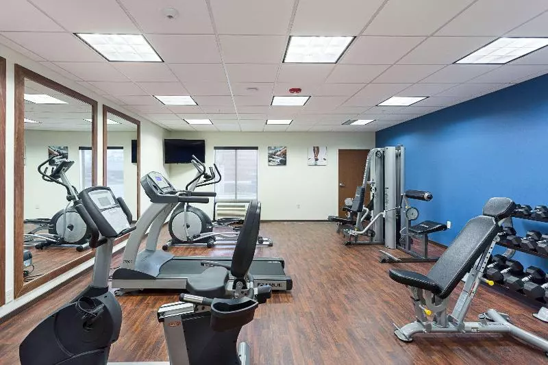 Hotelli Comfort Inn & Suites Zachary