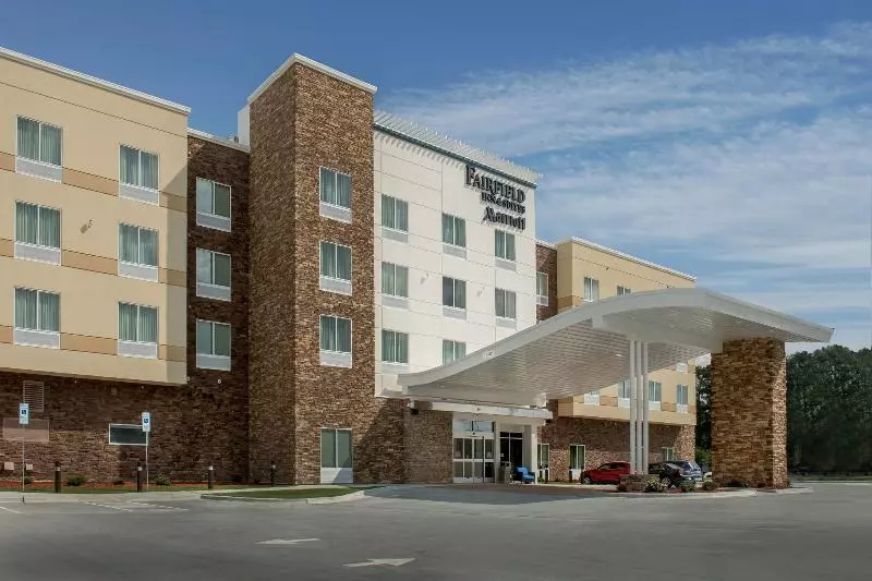ホテル Fairfield Inn & Suites By Marriott Washington