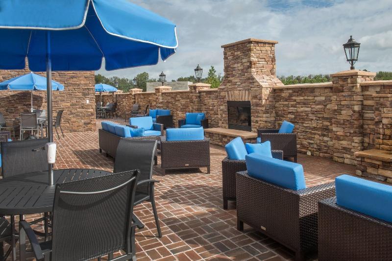 فندق Fairfield Inn & Suites By Marriott Washington