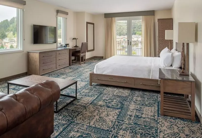 ホテル Four Points By Sheraton Santa Cruz Scotts Valley