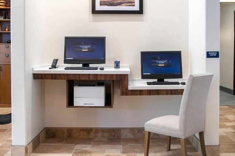 Hotel Four Points By Sheraton Santa Cruz Scotts Valley