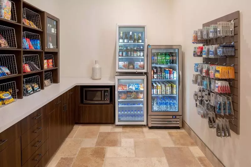 ホテル Four Points By Sheraton Santa Cruz Scotts Valley