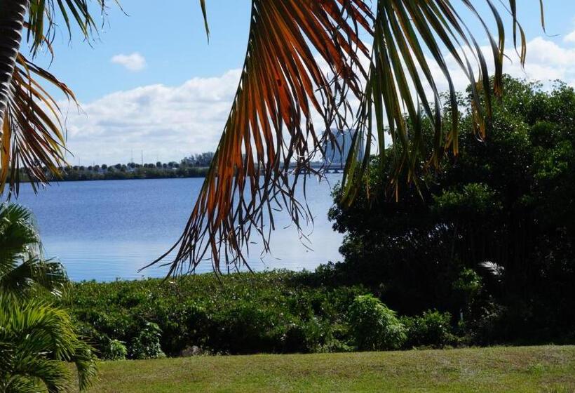 호텔 Riverview Inn