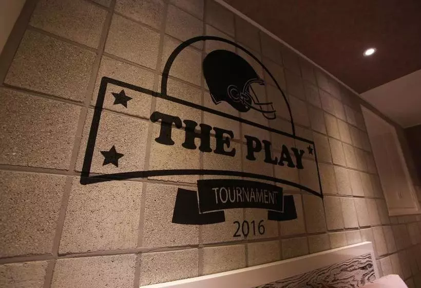 モーテル 7th Street  The Play