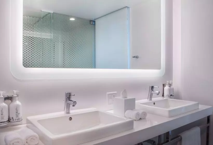 Yotel Boston