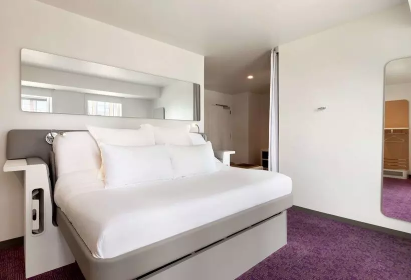 Yotel Boston
