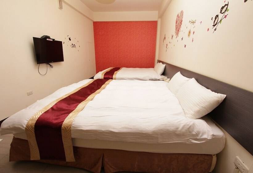 تختخواب و صبحانه Sanyi Sakura Resort