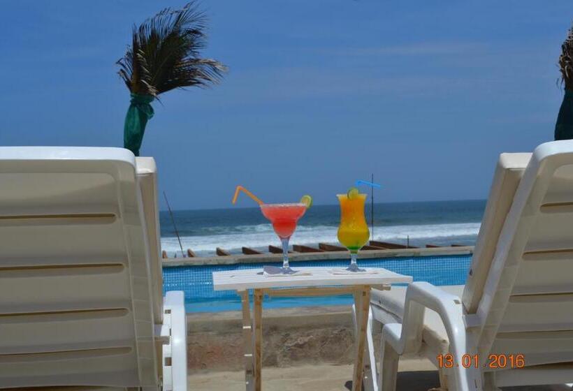 Отель Baja Canoas