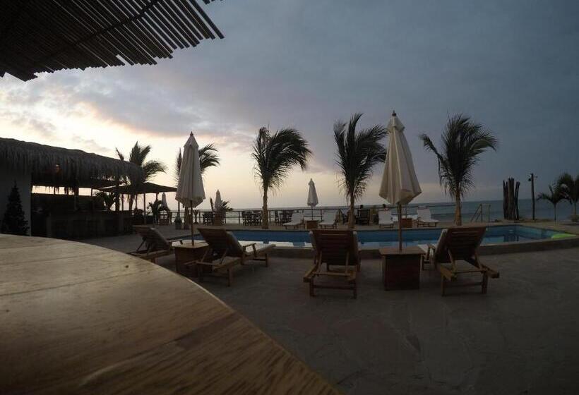 Отель Baja Canoas