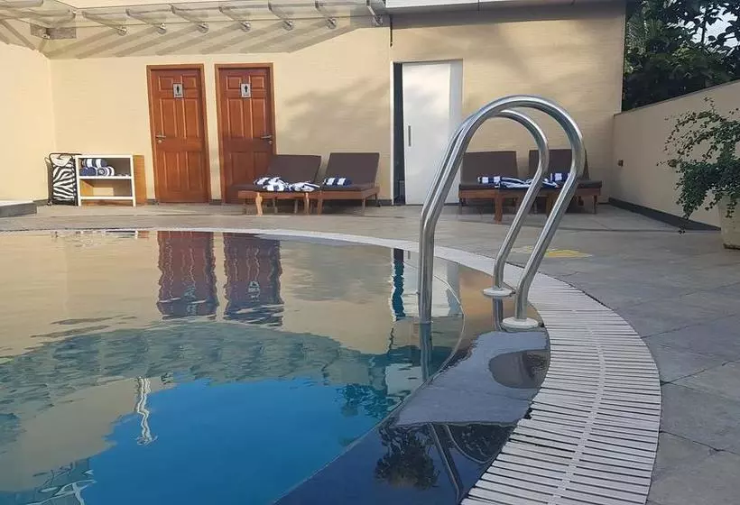ホテル Chand V Residency