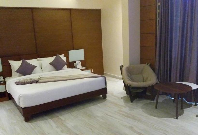 בית מלון כפרי Chand V Residency