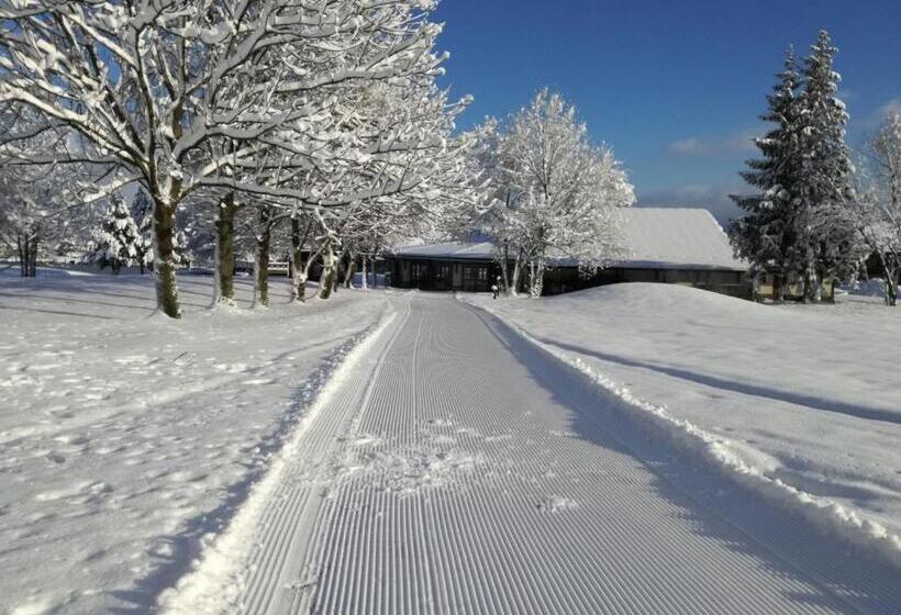 فندق Club Apartments