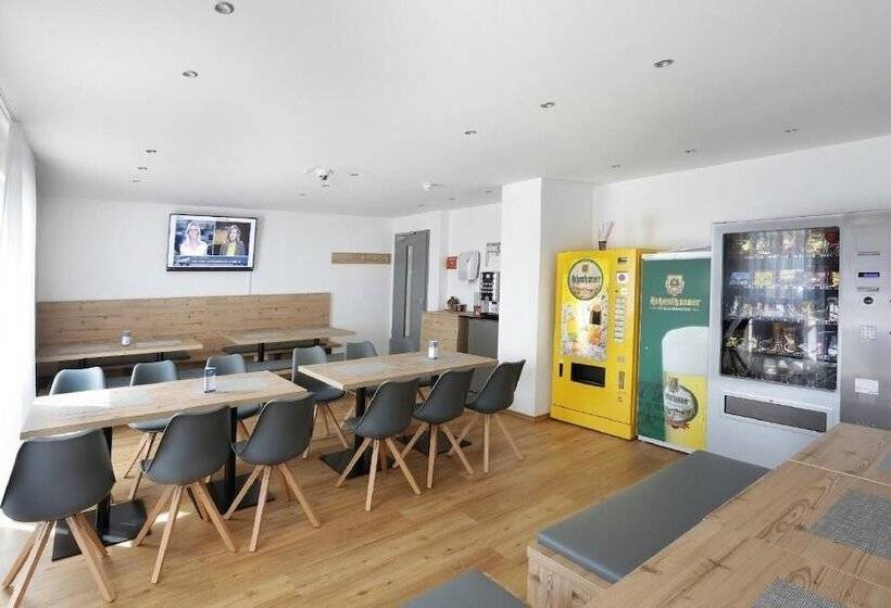 ホテル Easy Sleep Apartment